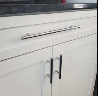 Cosmas 305-480CH Polished Chrome Euro Style Bar Pull